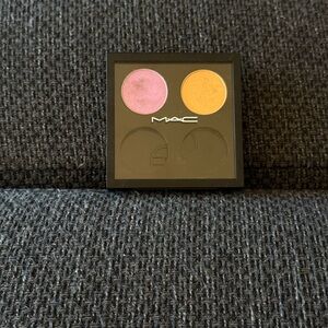 MAC Cosmetics Eyeshadow Case Holder